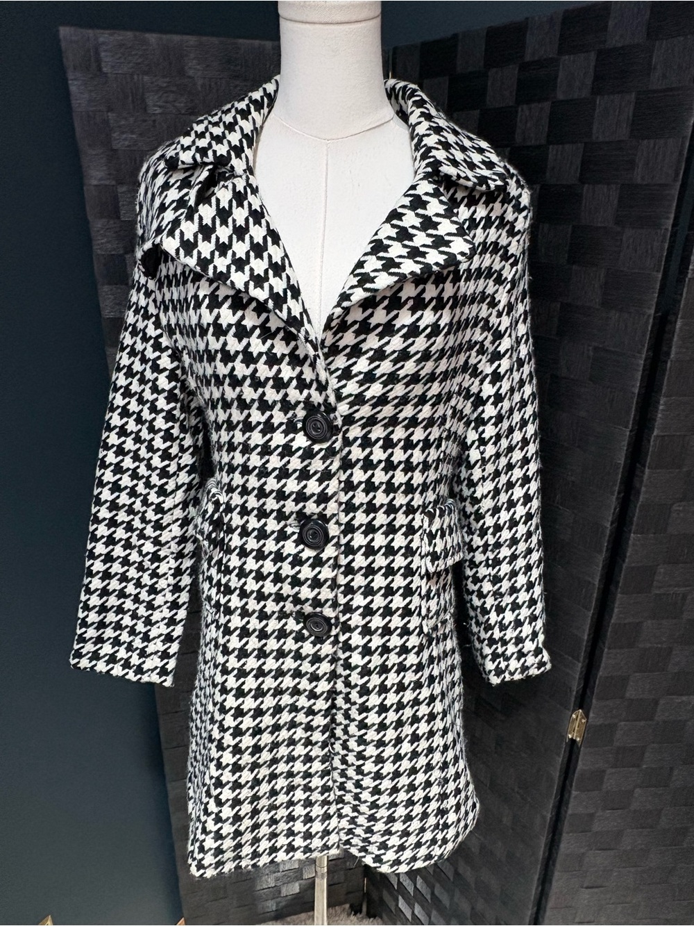 Vintage Last Kiss Houndstooth Trench Coat Black White Single Breasted Peacoat